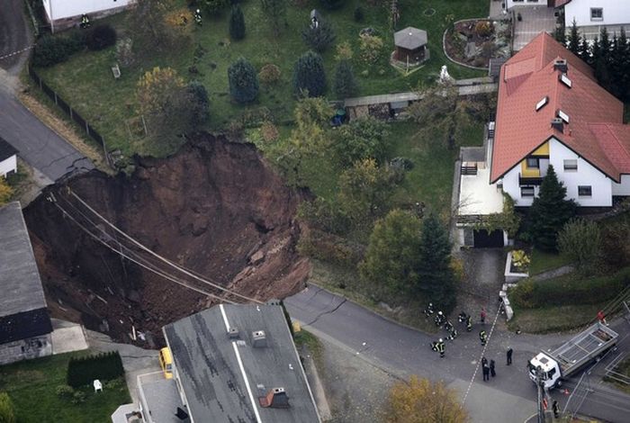 Giant Landslide in Germany (12 pics)