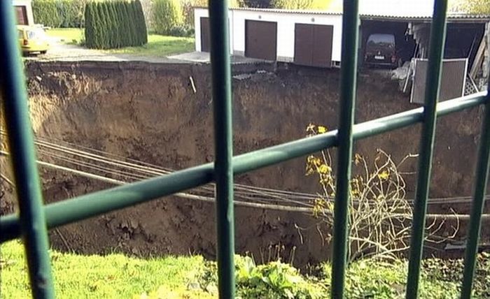 Giant Landslide in Germany (12 pics)