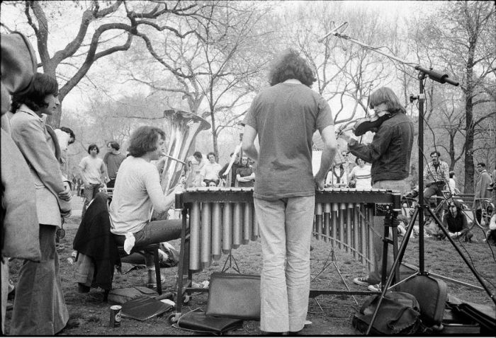 New York City Street Photography 1974 (18 pics)