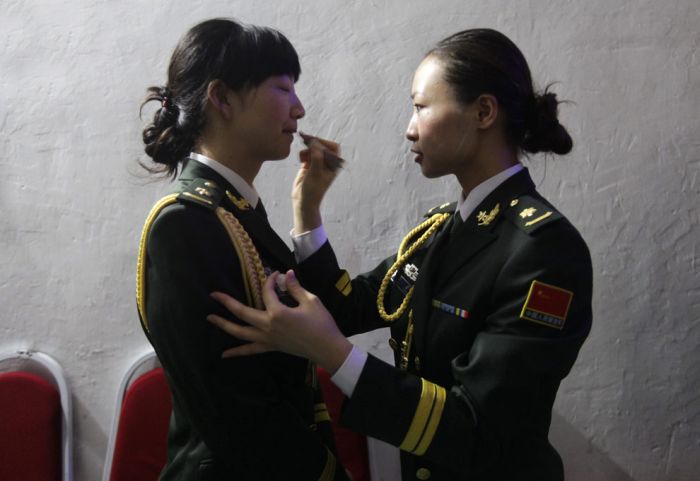 Female Soldiers (30 pics)