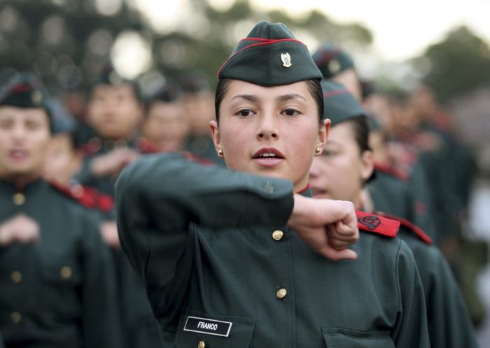 Female Soldiers (30 pics)