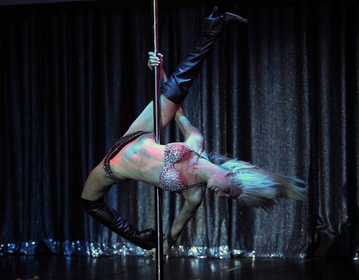 Miss Pole Dancing Argentina and Sudamerica 2010 (13 pics)