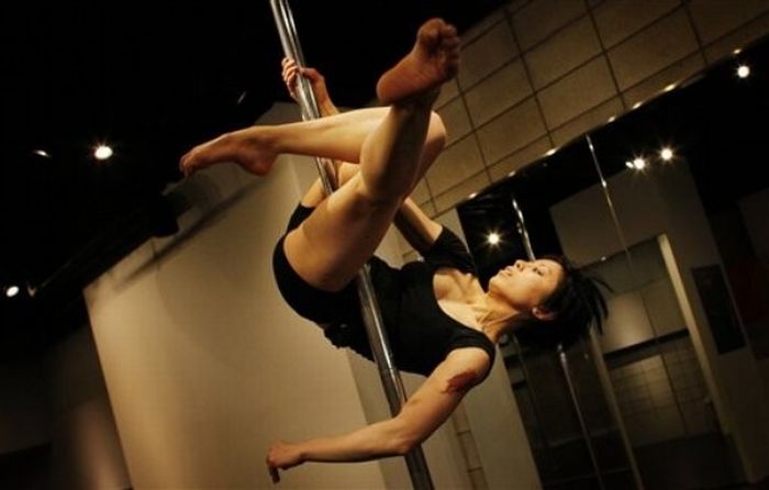Miss Pole Dancing Argentina and Sudamerica 2010 (13 pics)