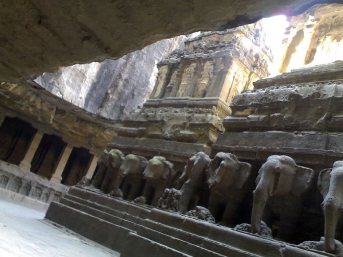 Ellora Caves (28 pics)