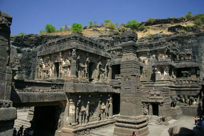 Ellora Caves (28 pics)