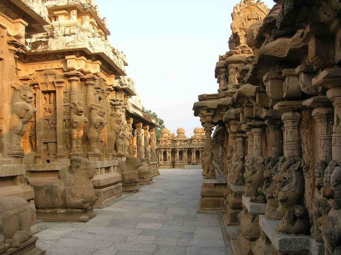 Ellora Caves (28 pics)