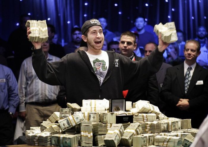 Jonathan Duhamel Won $8.9 Million (14 pics)
