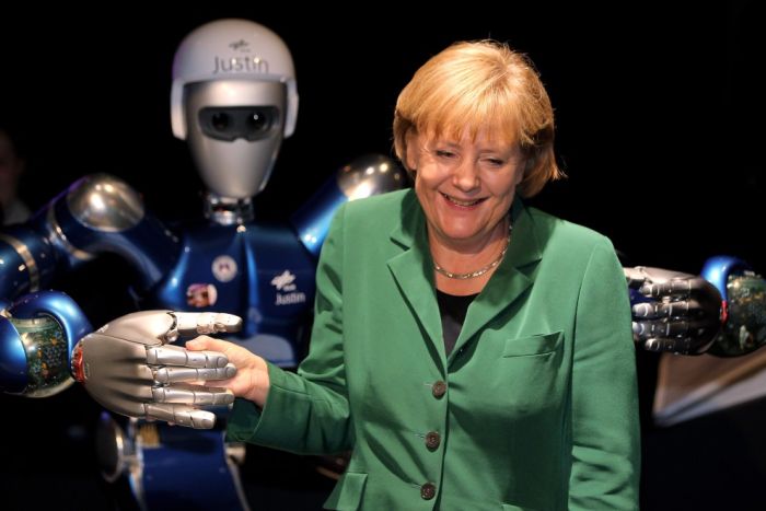 Robots Around the World (33 pics)