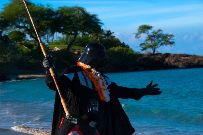 Darth Vader’s Hawaiian Vacation (24 pics)