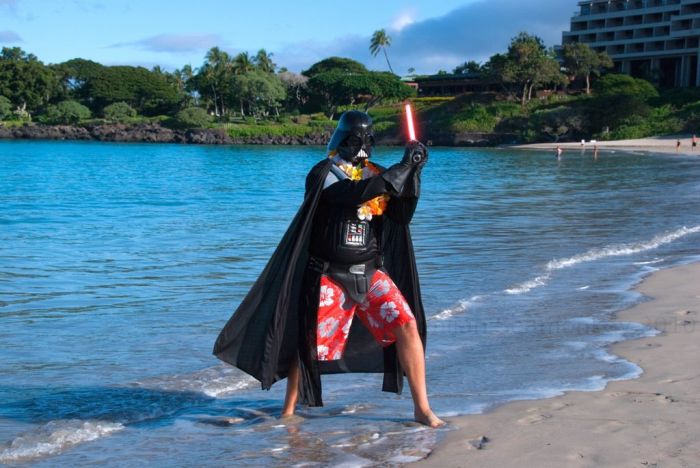 Darth Vader’s Hawaiian Vacation (24 pics)