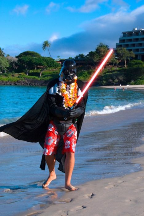 Darth Vader’s Hawaiian Vacation (24 pics)