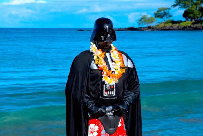 Darth Vader’s Hawaiian Vacation (24 pics)