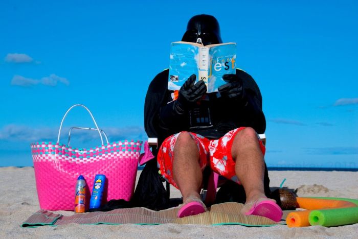 Darth Vader’s Hawaiian Vacation (24 pics)