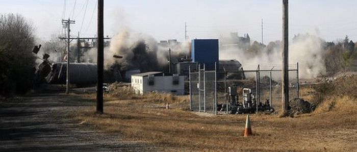 Smokestack Demolition Goes Wrong (13 pics + video)