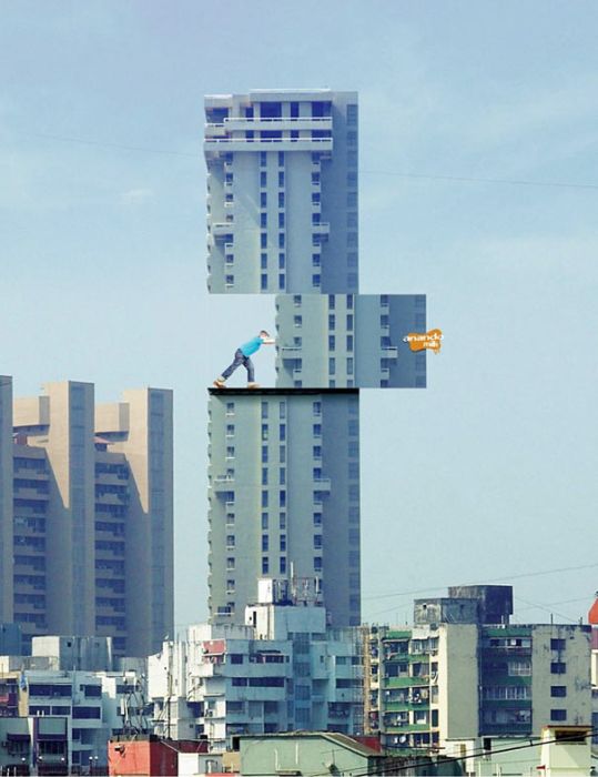 The Best of Ads on Buildings (21 pics)