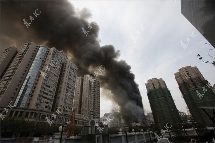 Fire Inferno in Shanghai (30 pics)