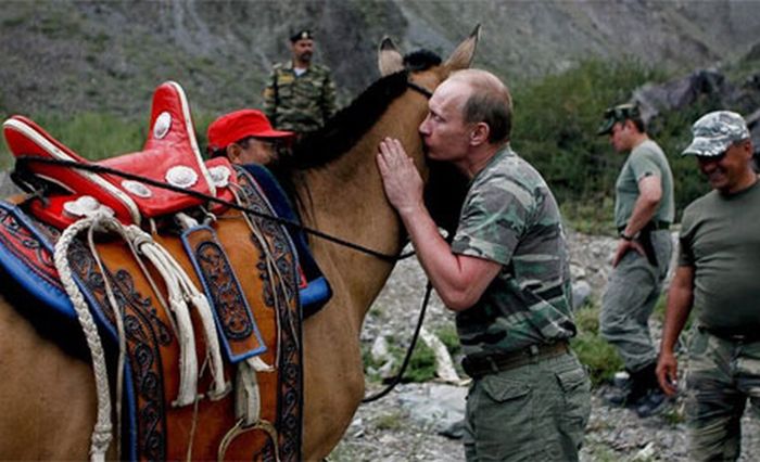 Vladimir Putin With Animals (24 pics)