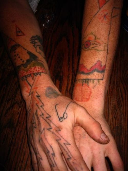 Awful Homemade Tattoos (25 pics) .