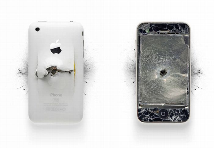 Destroyed Apple Gadgets (19 pics)