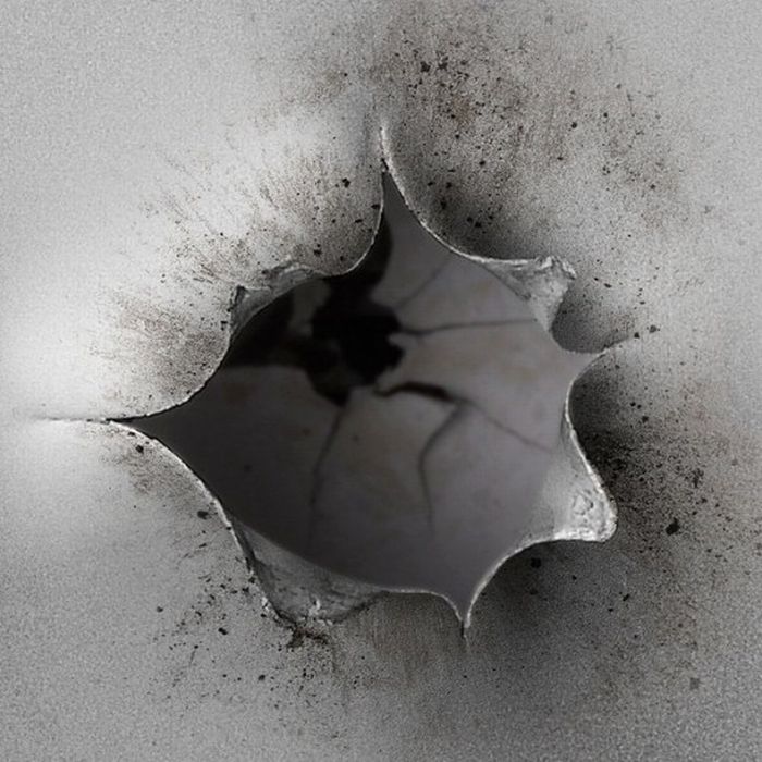Destroyed Apple Gadgets (19 pics)