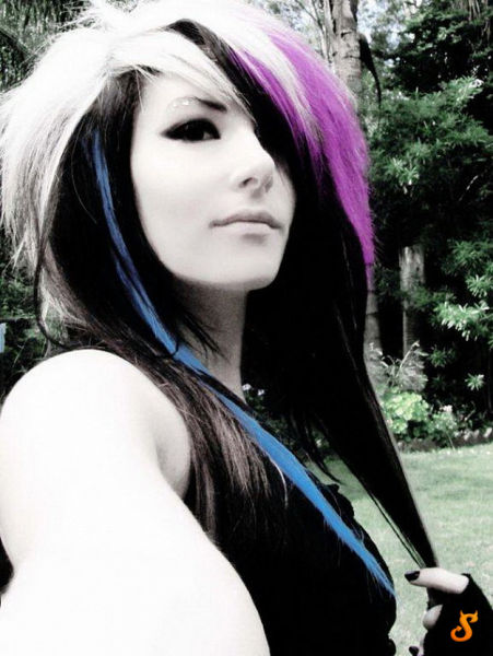 Cute Emo Girls (60 pics)