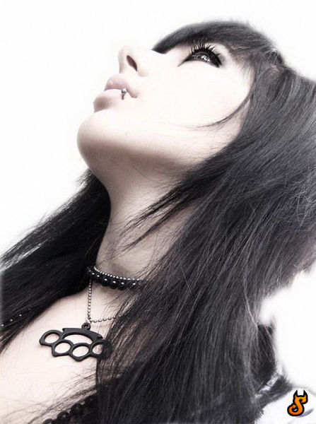 Cute Emo Girls (60 pics)
