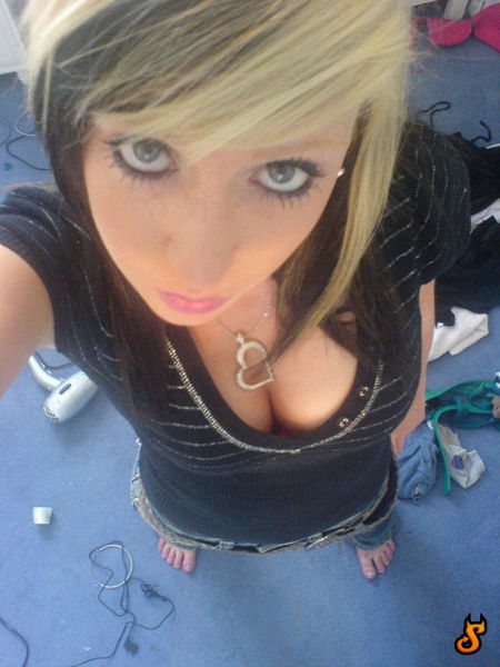 Cute Emo Girls 60 Pics