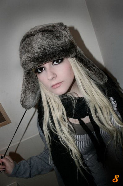 Cute Emo Girls (60 pics)