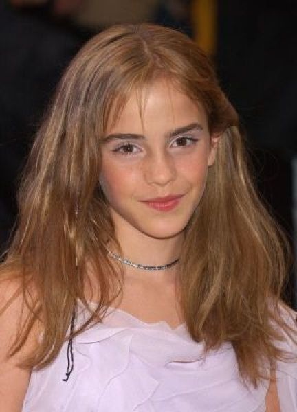 How Emma Watson Grew Up (100 pics)