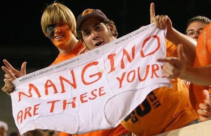 Funny Sport Fan Signs (40 pics)