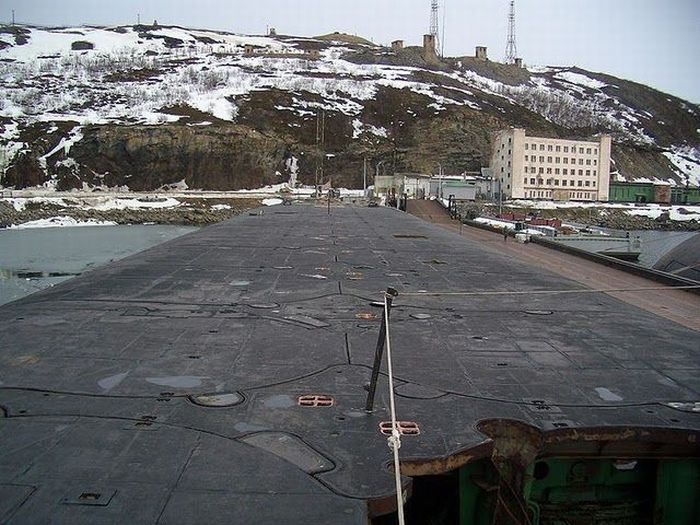 Russian Nuclear Submarine (94 pics)
