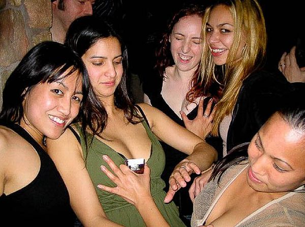 Girls Grabbing Boobs (95 pics)