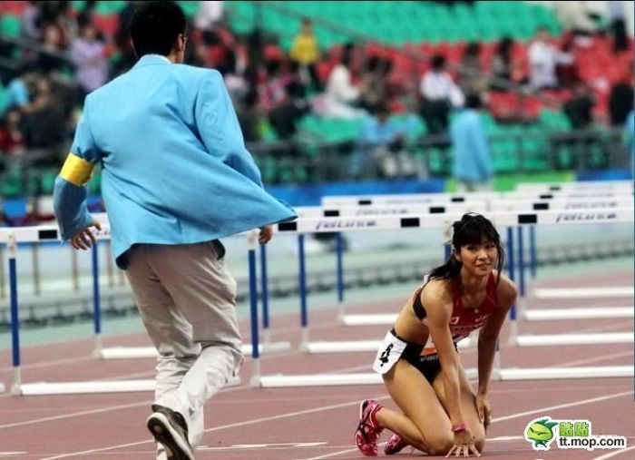 Failed runners. Совершенство спортсменок китайцев фото. Japanese Runner. Run Sweetheart Run.