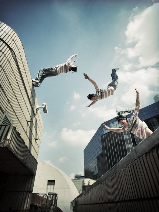 Incredible Parkour Photos (19 pics)