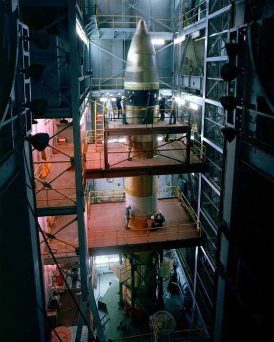 Inside A Nuclear Missile Silo (45 pics)