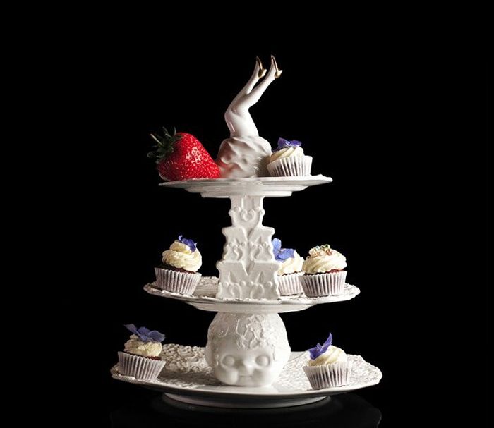 Leggy Tea Service (9 pics)