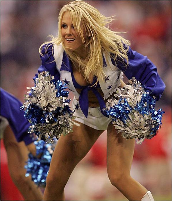 Dallas Cowboys Cheerleaders Are Damn Sexy (26 pics)