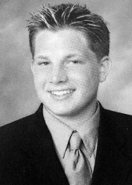 Celebrities When They Were in High School (22 pics)