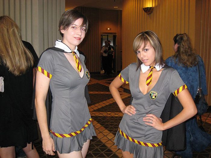 Cute Girls in Hermione Granger Costumes (22 pics)