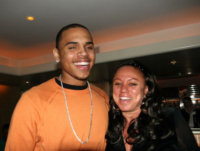 Rappers with Their Moms (16 pics)