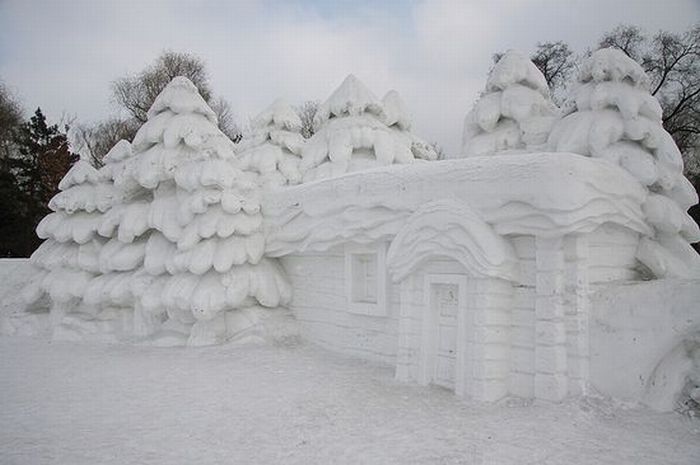 Amazing Snow Sculptures (53 pics)