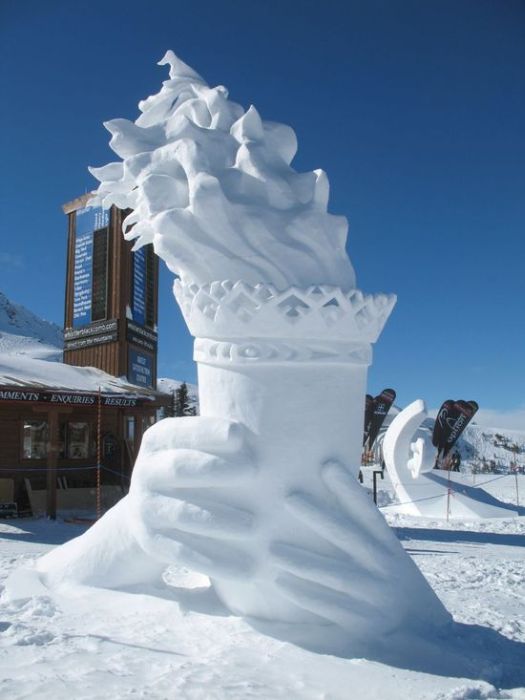 Amazing Snow Sculptures (53 pics)