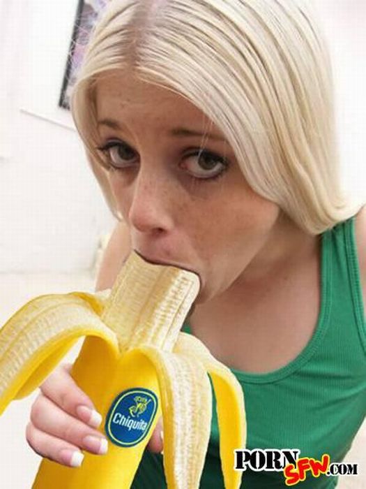 SFW Porn (109 pics)
