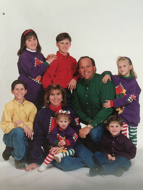 Awkward Christmas Photos From 1992 (25 pics)