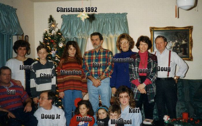 Awkward Christmas Photos From 1992 (25 pics)