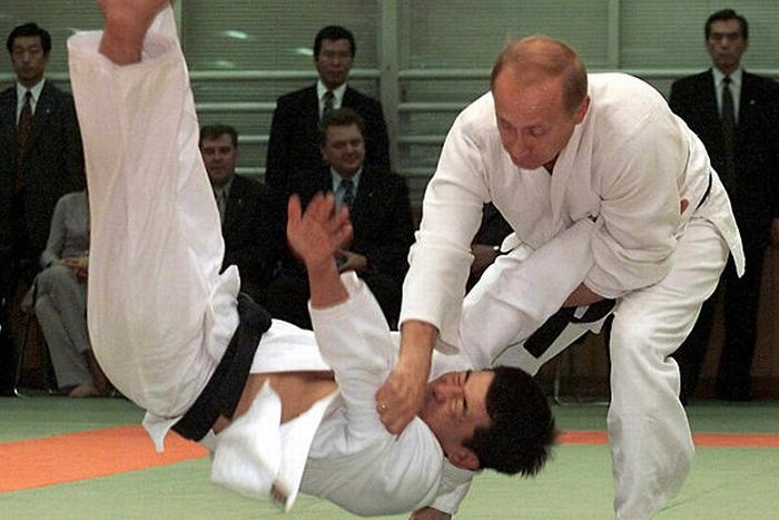 Vladimir Putin Doing Sport (18 pics)