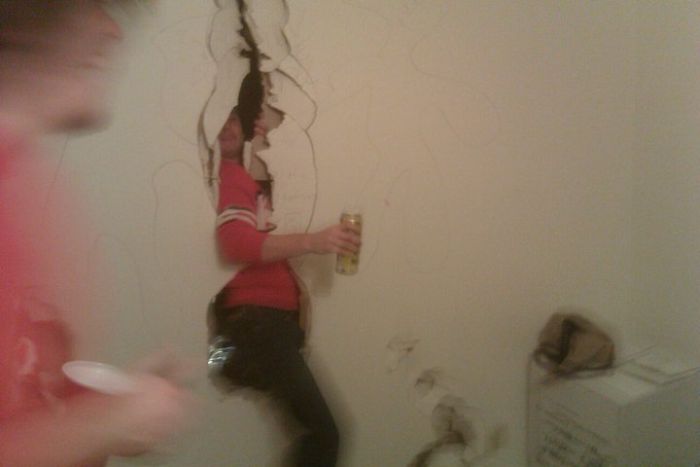 Acid Picdump (111 pics)