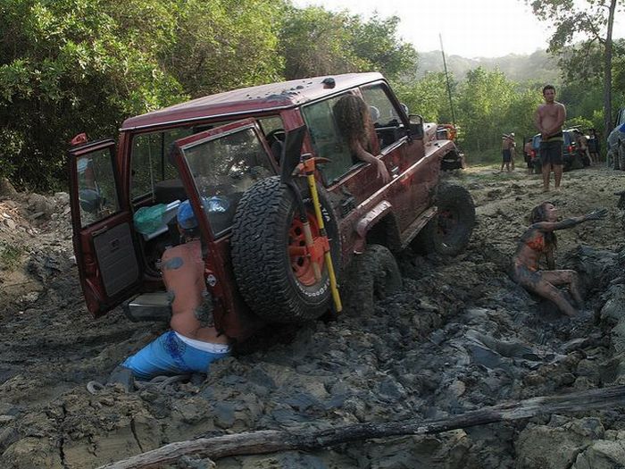 These Guys Are Badly Stuck (7 pics)