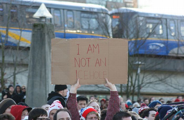 Smart and Creative Protest Signs (70 pics)