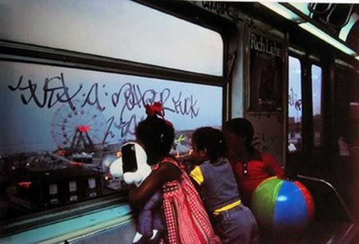 NYC Subway Photos From the 1980's (26 pics)